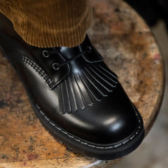 Black Hi-Shine 8 Eye Derby Boot & Boot Kiltie
