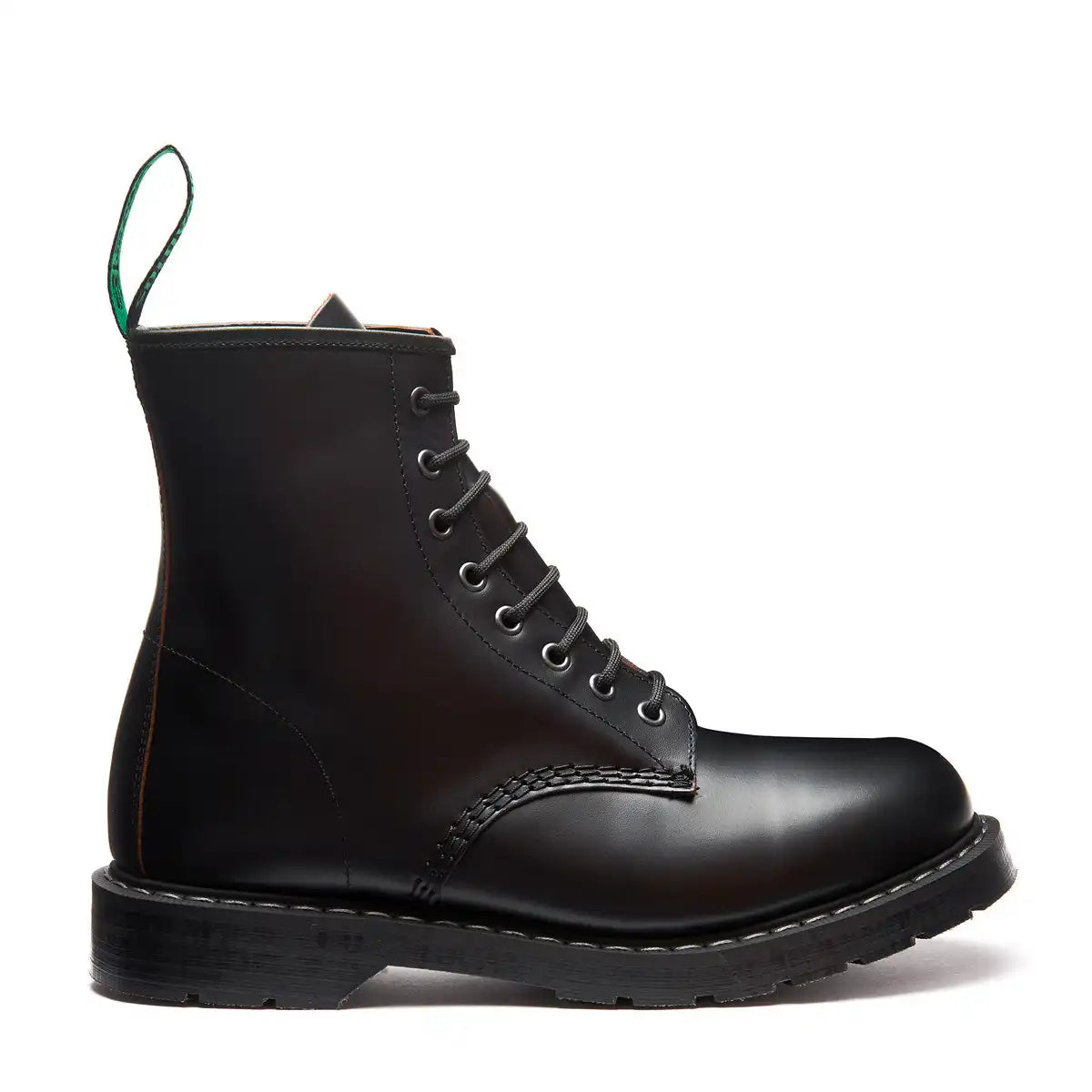 Black Fine Grain 8 Eye Derby Boot